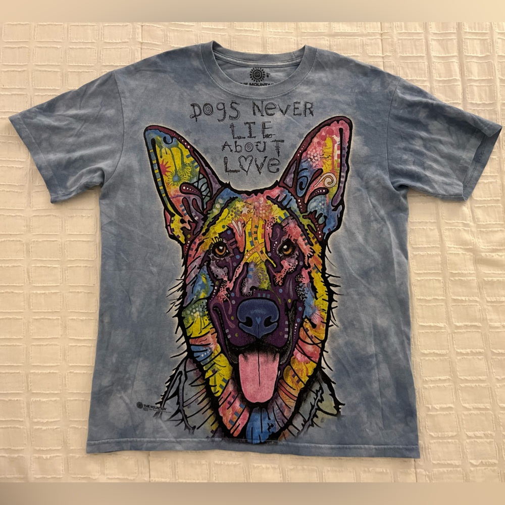 The Mountain “Dogs Never Lie About Love” Graphic German Shepherd T Shirt Small